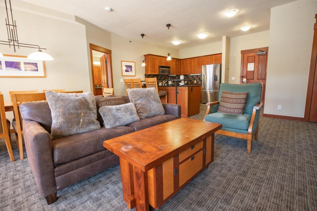 The Village At Palisades Tahoe Olympic Valley  Exterior photo
