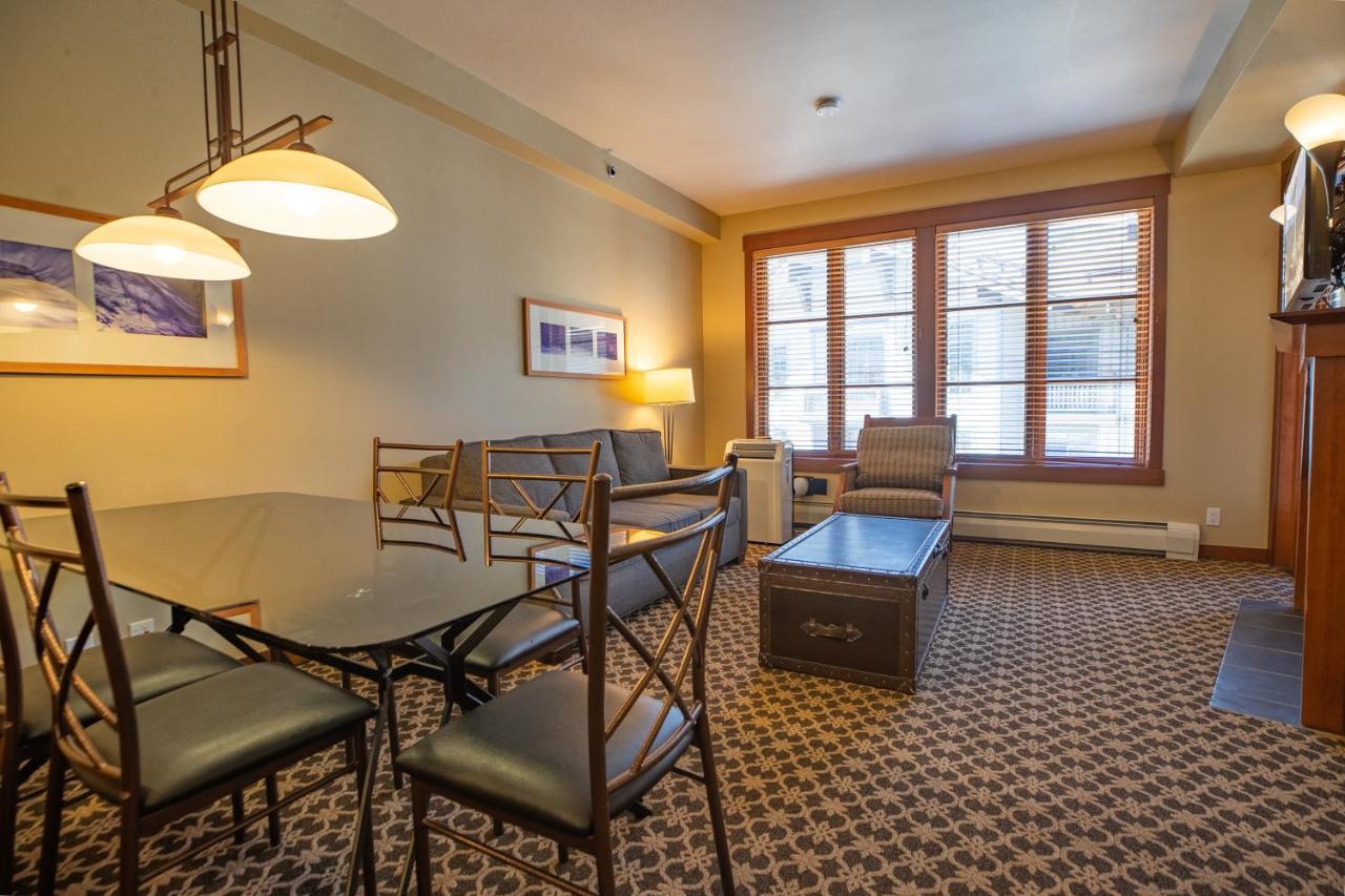 The Village At Palisades Tahoe Olympic Valley  Exterior photo