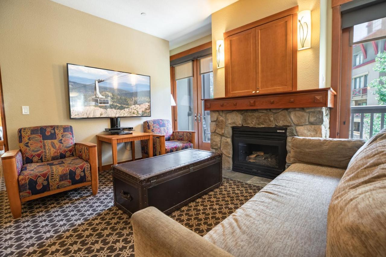 The Village At Palisades Tahoe Olympic Valley  Exterior photo
