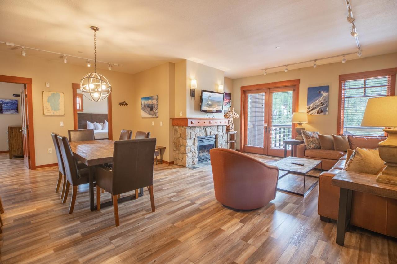 The Village At Palisades Tahoe Olympic Valley  Exterior photo