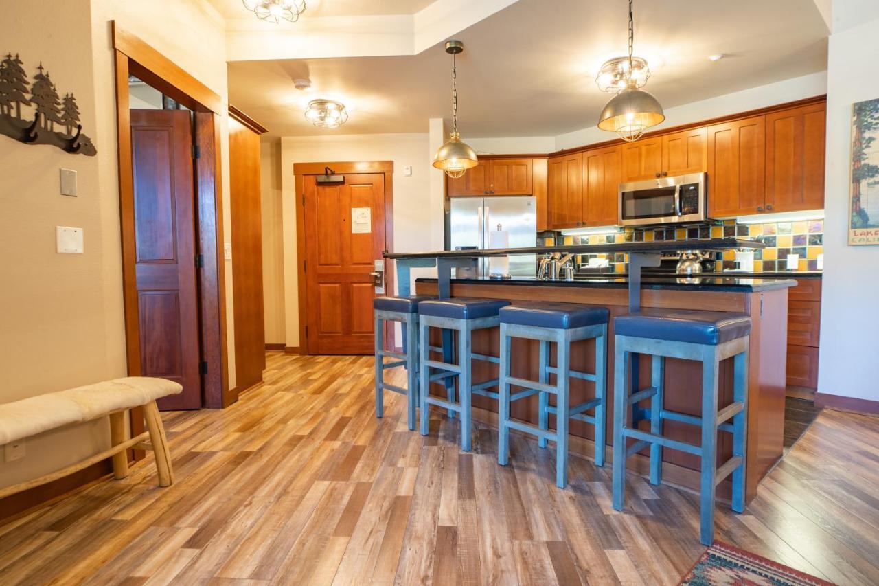 The Village At Palisades Tahoe Olympic Valley  Exterior photo