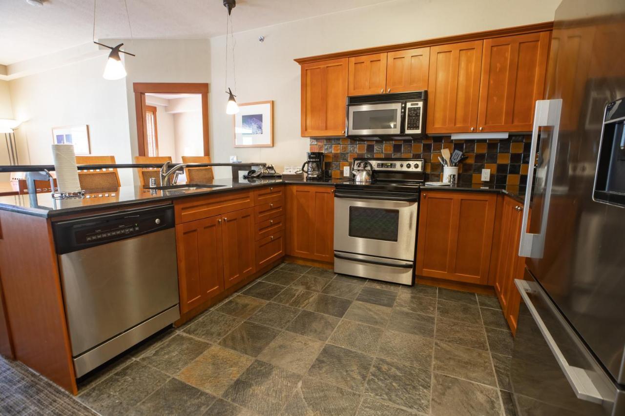 The Village At Palisades Tahoe Olympic Valley  Exterior photo